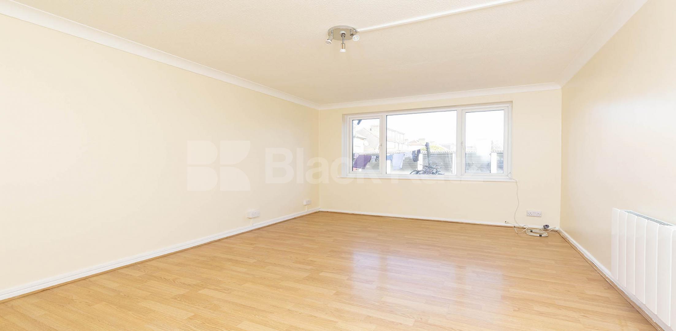			1 Bedroom, 1 bath, 1 reception Apartment			 Oakleigh Road South, New Southgate